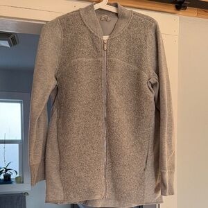 Women's Gray Zip-Up Sweater